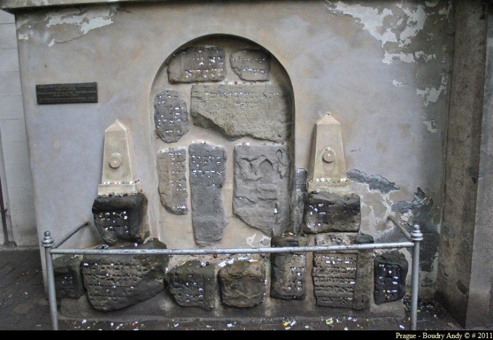 Prague - Cimetiere Juif 018